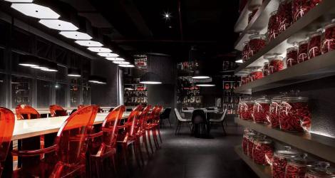 HKIRC醫(yī)療中心，把醫(yī)美中心變成了花園回